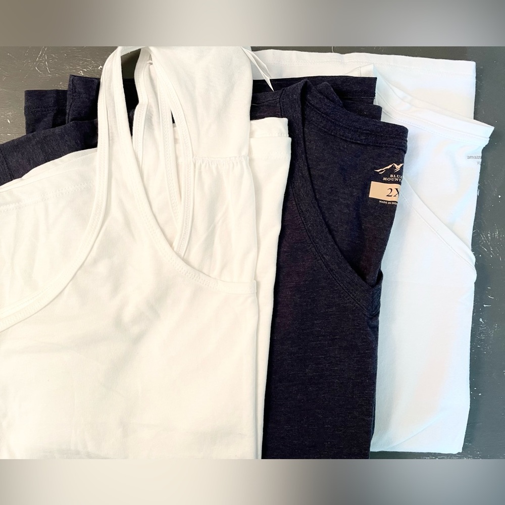 Bundle of 3 Women’s Tops Size 2XL